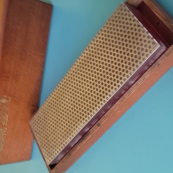 DMT 8" Diamond Whetstone with Wood Case - Picture 7 of 10